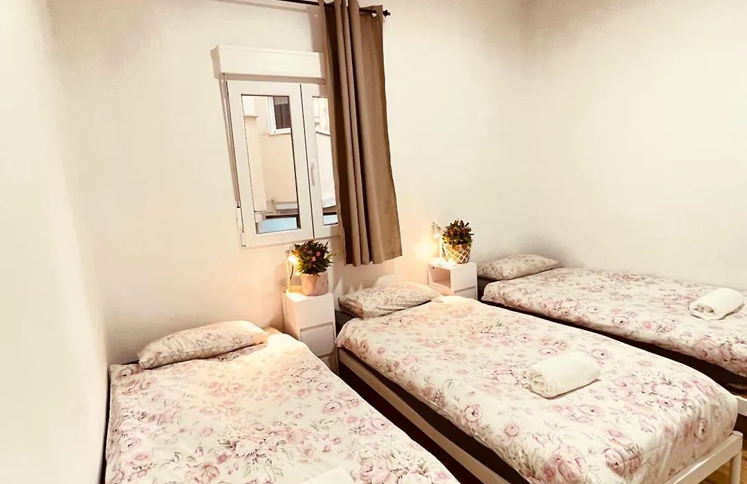 Apartamentos Tarradellas Sants Estacio-1